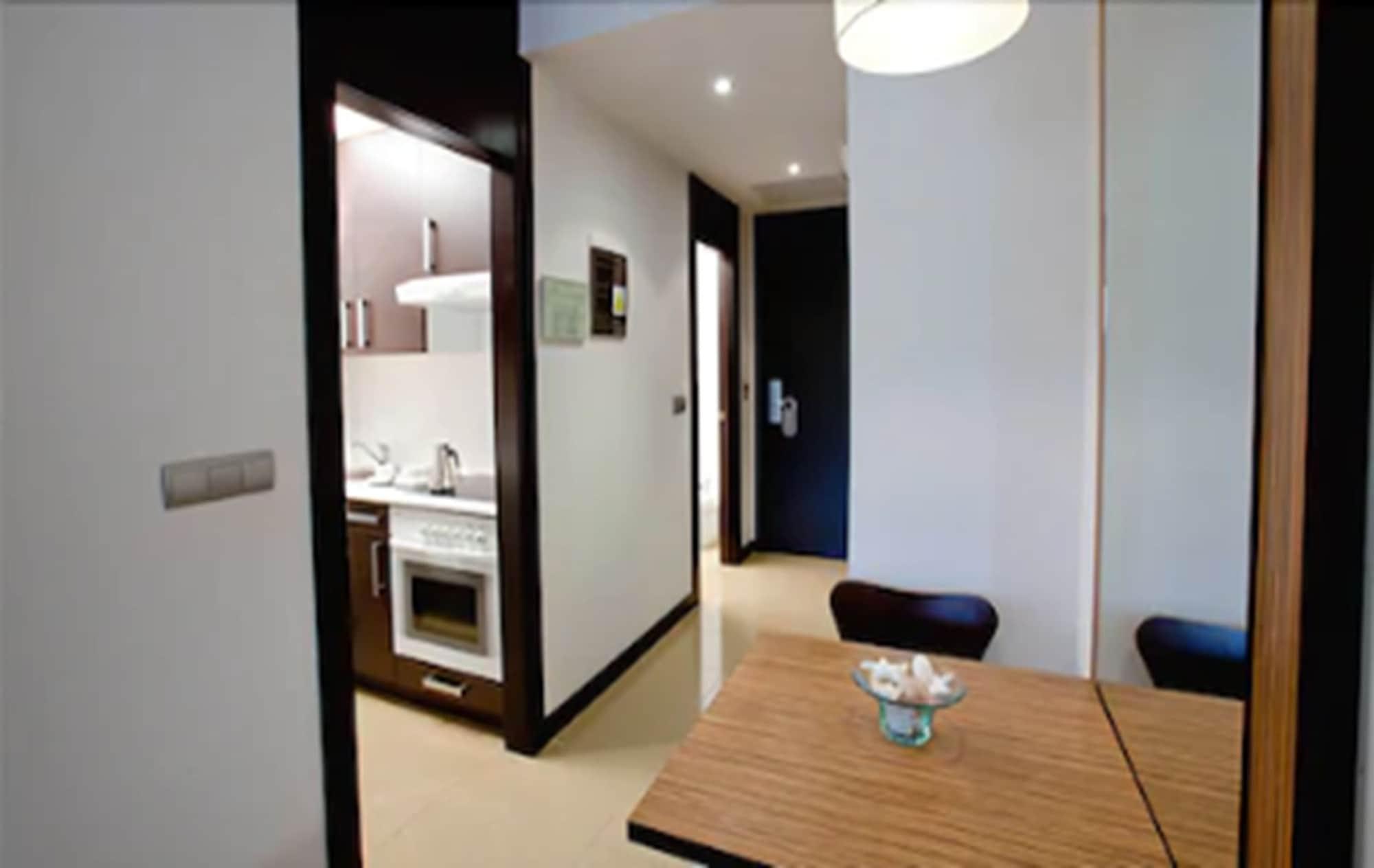 Aparthotel Attica21 As Galeras Бастьягейро Экстерьер фото